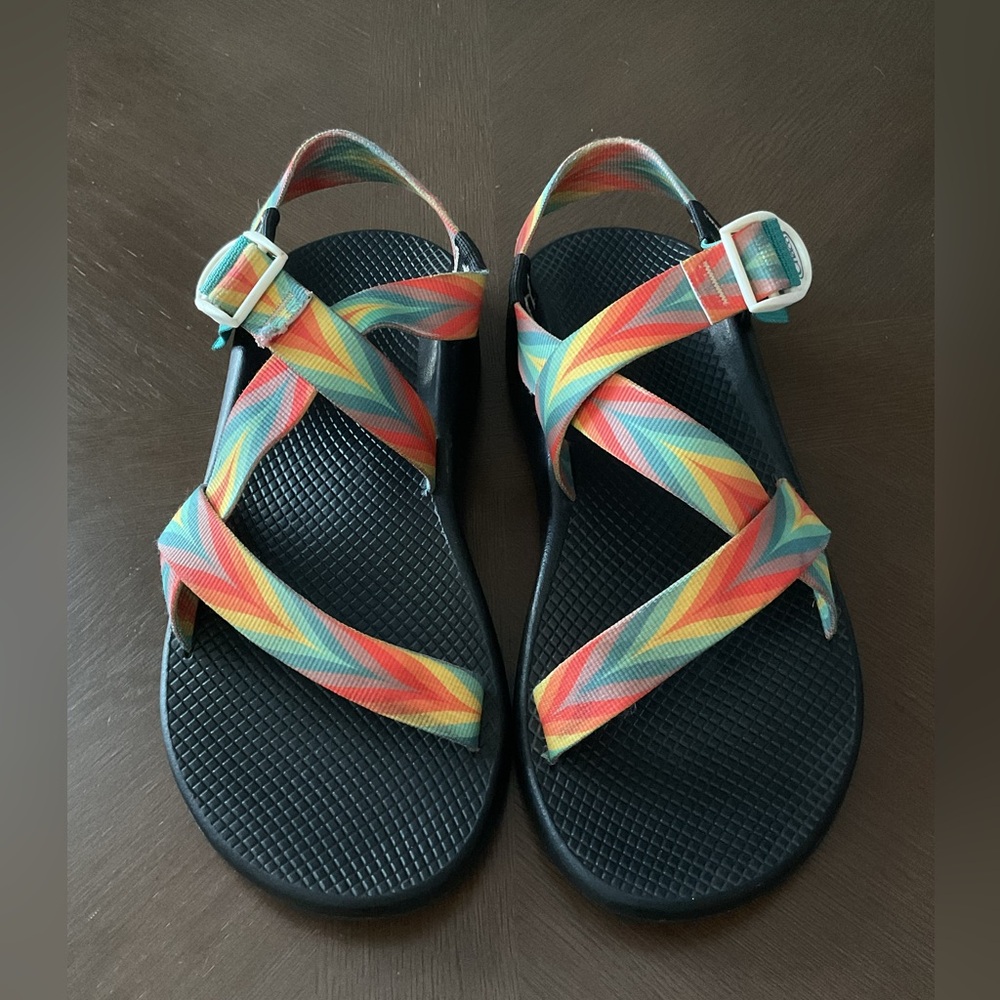 Chaco Rainbow Colored Sandals Men’s Size 11